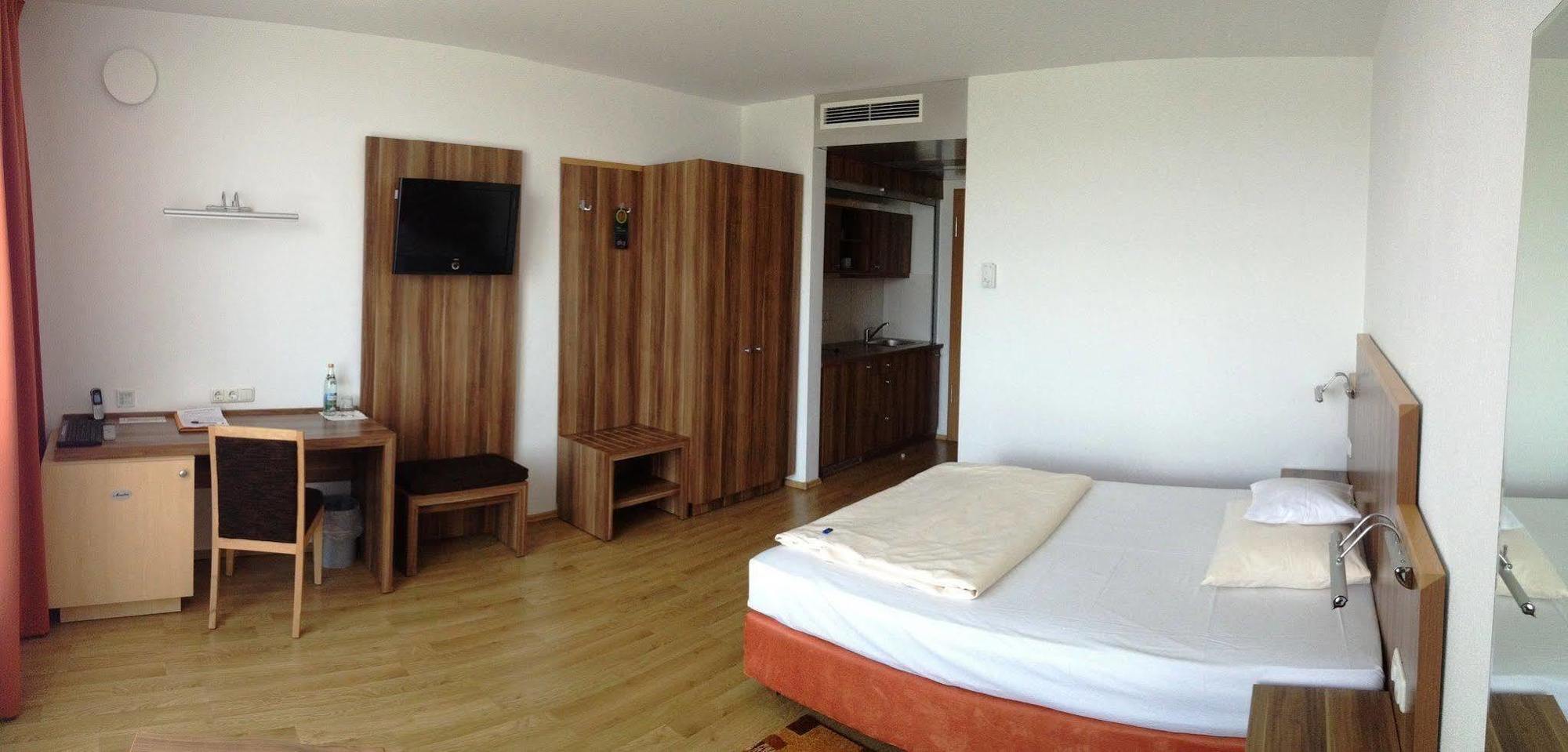 Hotel Meridian ***Superior Ergolding Zewnętrze zdjęcie